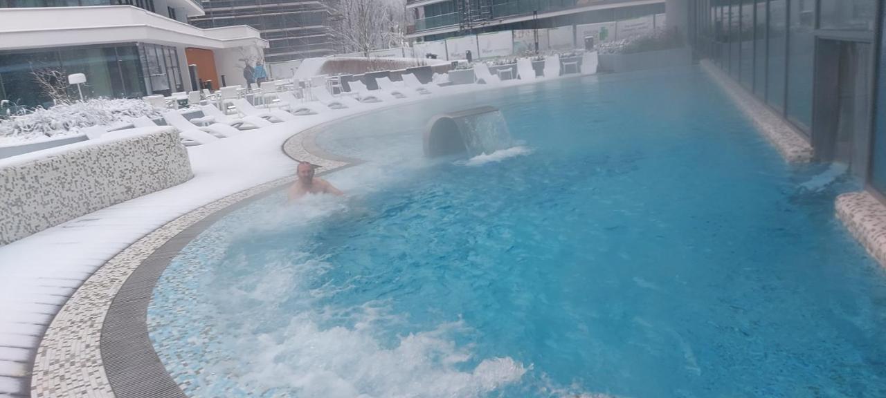 Apartament Z Widokiem Na Morze Miedzyzdroje Bagian luar foto